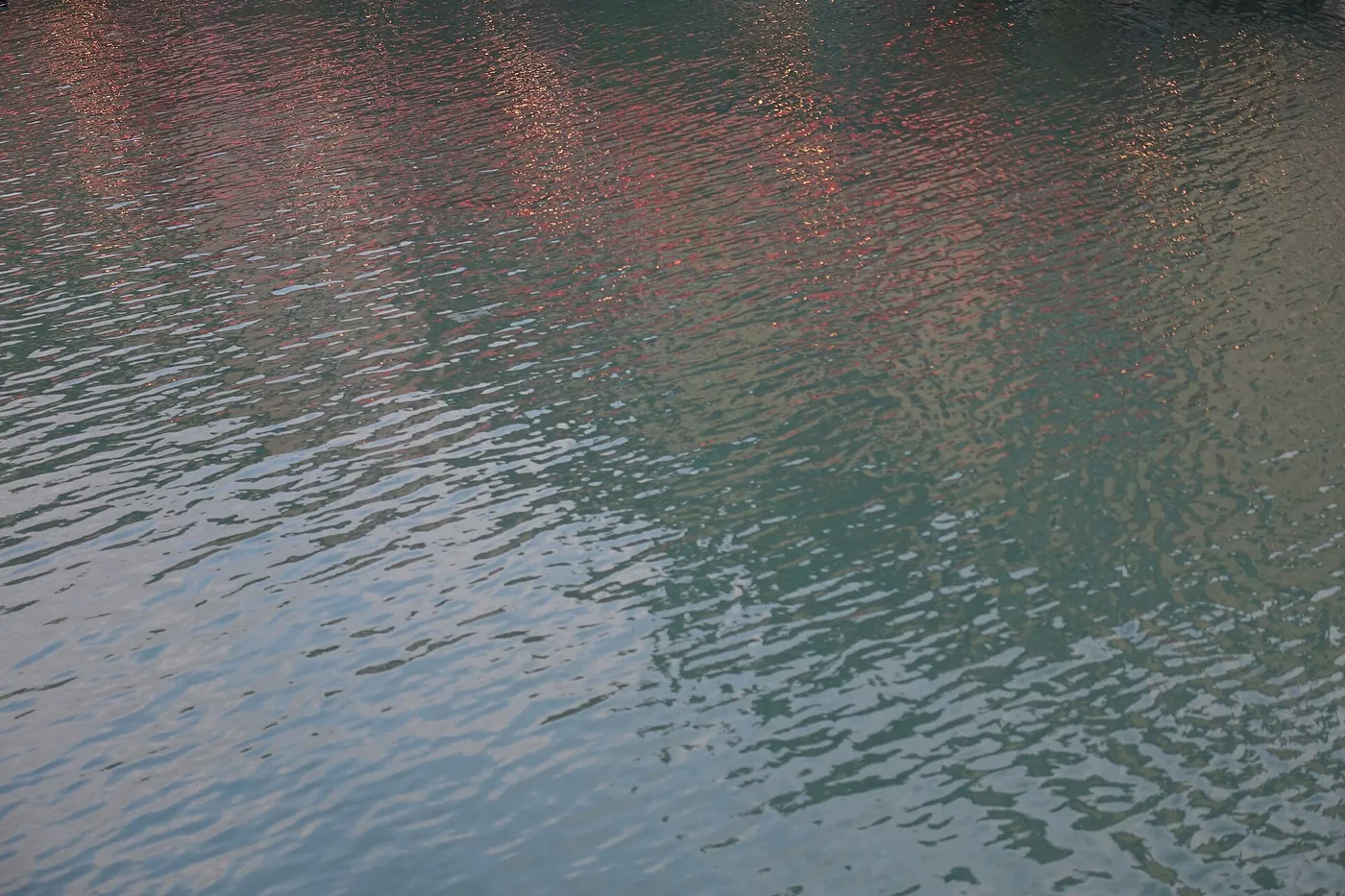 Canal @ Thiou @ Old Town @ Annecy (37021907716)