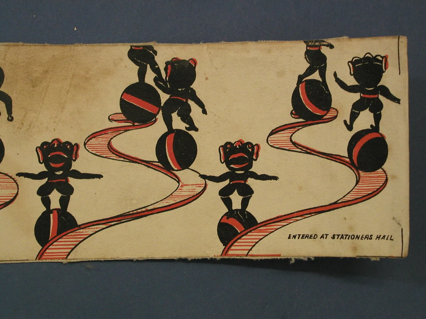 Zoetrope (AM 2001.6.1-10)
