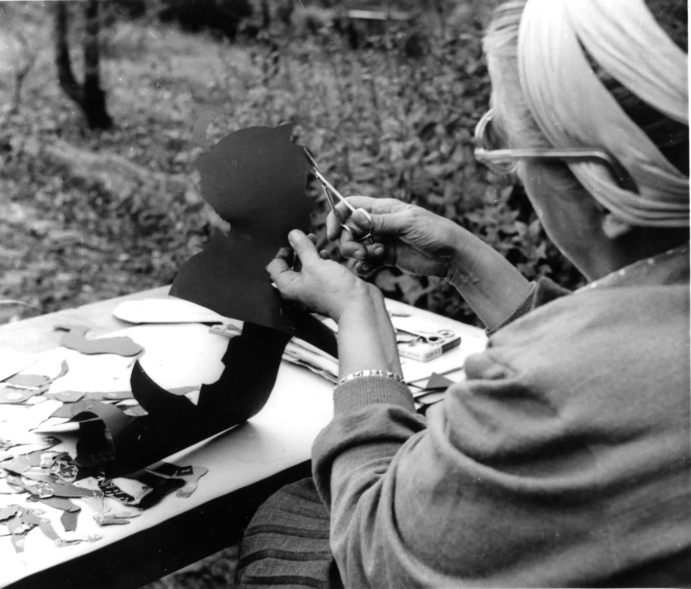 Lotte Reiniger London Abbey Arts Centre Garden 02