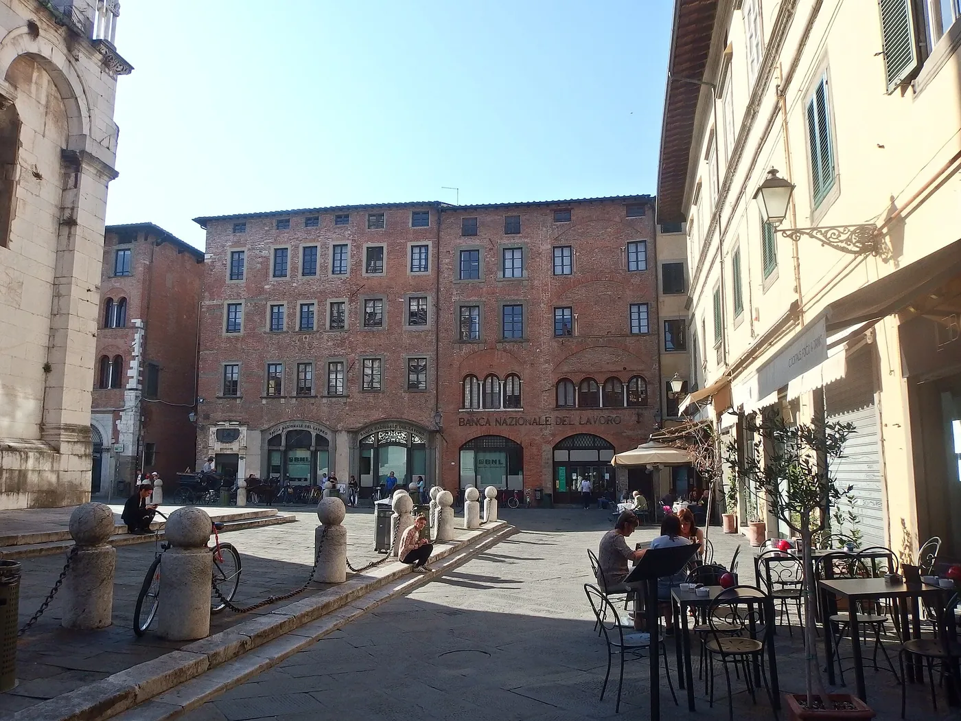 Lucca, Piazza San Michele (1)